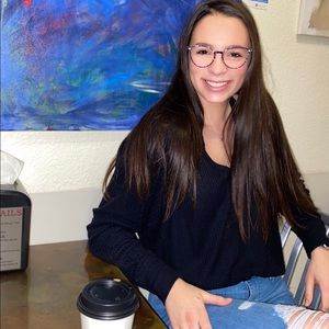 Meet your Posher, Kanita